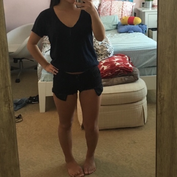Brandy Melville black shorts - Picture 2 of 3